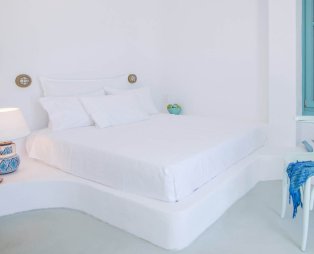 Magganari View: Απόδραση σε μια από τις πιο εκπληκτικές τοποθεσίες της Ίου