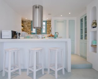 Magganari View: Απόδραση σε μια από τις πιο εκπληκτικές τοποθεσίες της Ίου