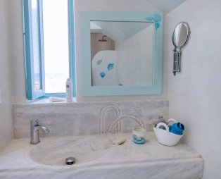 Magganari View: Απόδραση σε μια από τις πιο εκπληκτικές τοποθεσίες της Ίου