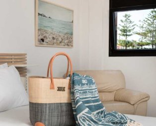 Olivo Mare: Απόδραση με φόντο το ηλιοβασίλεμα της Κυπαρισσίας