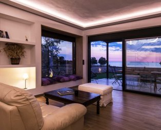 Olivo Mare: Απόδραση με φόντο το ηλιοβασίλεμα της Κυπαρισσίας