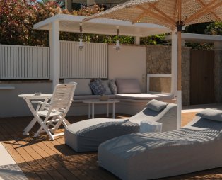 Paralia Luxury Suites: Πολυτελής διαμονή στον Άγιο Στέφανο Κέρκυρας