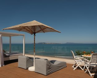 Paralia Luxury Suites: Πολυτελής διαμονή στον Άγιο Στέφανο Κέρκυρας