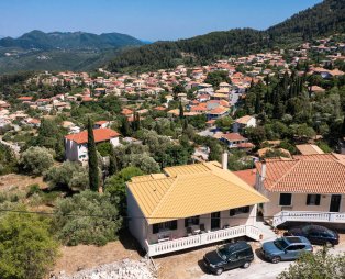 Casa De Blue: A haven in the lush green landscape of Lefkada