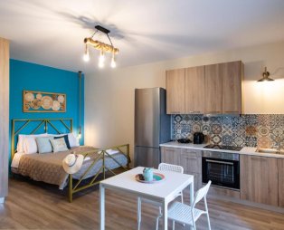 Casa De Blue: A haven in the lush green landscape of Lefkada