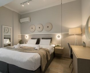 Klimis Hotel: Διαμονή στη γοητευτική καρδιά των Σπετσών