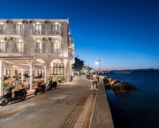 Klimis Hotel: Διαμονή στη γοητευτική καρδιά των Σπετσών