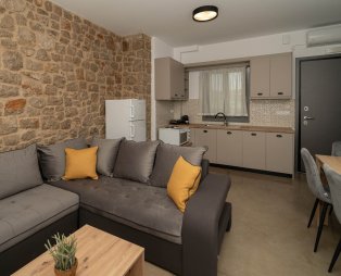 Lithos Suites: Χαλάρωση και αναζωογόνηση στη Φοινικούντα Μεσσηνίας