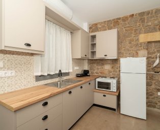 Lithos Suites: Χαλάρωση και αναζωογόνηση στη Φοινικούντα Μεσσηνίας