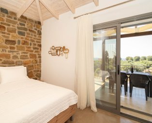 Lithos Suites: Χαλάρωση και αναζωογόνηση στη Φοινικούντα Μεσσηνίας