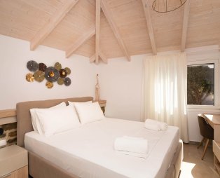 Lithos Suites: Χαλάρωση και αναζωογόνηση στη Φοινικούντα Μεσσηνίας