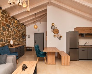 Lithos Suites: Χαλάρωση και αναζωογόνηση στη Φοινικούντα Μεσσηνίας