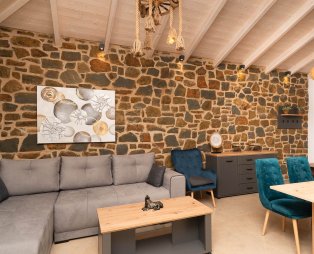 Lithos Suites: Χαλάρωση και αναζωογόνηση στη Φοινικούντα Μεσσηνίας