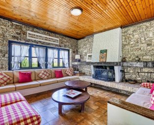 Orange Grove Villa: Μια ιδιωτική όαση μέσα στις πορτοκαλιές του Ναυπλίου