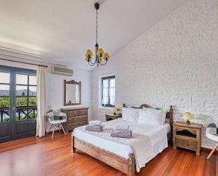 Orange Grove Villa: Μια ιδιωτική όαση μέσα στις πορτοκαλιές του Ναυπλίου