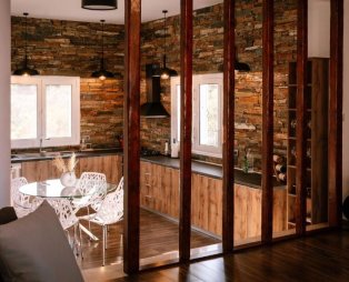 Petrino Villa Sxinos: Serene getaway in Corinthia with panoramic sea and mountain views