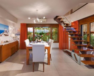 Villa Elva Nafplio: Απόδραση στην καρδιά της φύσης με θέα το Παλαμήδι