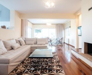 Villa Konstantina: Η άνεση συναντά την πολυτέλεια στο Ναύπλιο