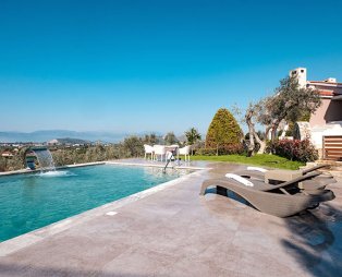 Villa Konstantina: Η άνεση συναντά την πολυτέλεια στο Ναύπλιο