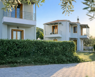 Epidavros View Villas: Διαμονή με θέα, ιδιωτικότητα και μεσογειακή ηρεμία στην Παλαιά Επίδαυρο