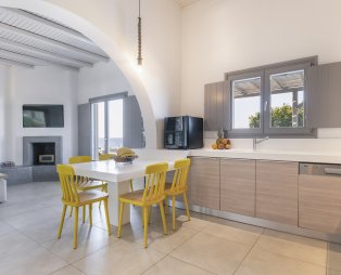 Villa Azzuro: Απολαύστε μια πολυτελή και χαλαρωτική διαμονή στην Πάρο