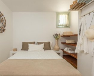Serifos Dream Houses: Χαλαρωτικές διακοπές στη μαγευτική παραλία Γάνεμα