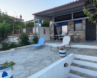 Casa di Luca: Διαμονή στη Σκόπελο με θέα στο απέραντο γαλάζιο