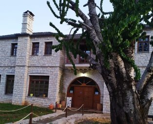 Αγγέλων Καταφύγιο: Απολαύστε μια ζεστή φιλοξενία στα Ζαγοροχώρια