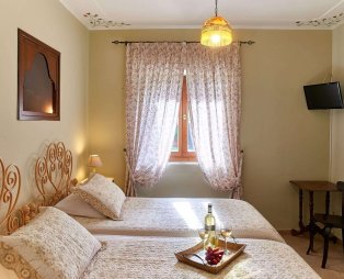 Triantafyllies Guesthouse: Authentic Pelion hospitality in Portaria