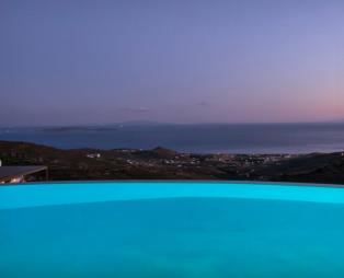 Aeolis Tinos Suites: Το ξενοδοχείο που θα βάλει την Τήνο στο πρόγραμμα των διακοπών σου