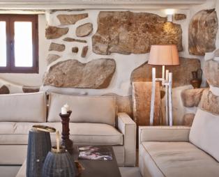 Aeolis Tinos Suites: Το ξενοδοχείο που θα βάλει την Τήνο στο πρόγραμμα των διακοπών σου