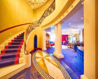 «Dubai’s Burj Al Arab»: Το πιο δημοφιλές ξενοδοχείο στα social media (pics)