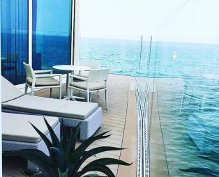 «Dubai’s Burj Al Arab»: Το πιο δημοφιλές ξενοδοχείο στα social media (pics)