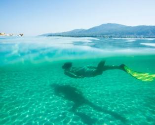 Αυτά είναι τα 16 κορυφαία ευρωπαϊκά ξενοδοχεία… μπροστά στο κύμα! Στη λίστα και τρία ελληνικά (pics)