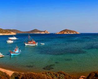 Ταξίδι στην Πάτμο, το πιο ατμοσφαιρικό νησί του Αιγαίου (pics)