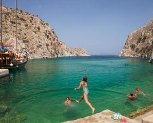 To National Geographic αποθεώνει τέσσερα ελληνικά νησιά (pics)