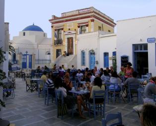 9 λόγοι για να επισκεφθείτε τη Σέριφο (pics)
