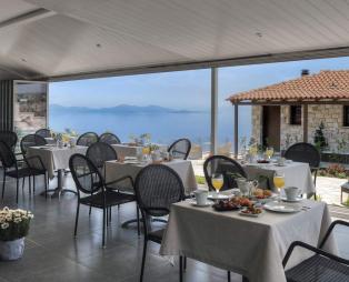 Karavia Lux Inn: Αυθεντική φιλοξενία με θέα τον Παγασητικό