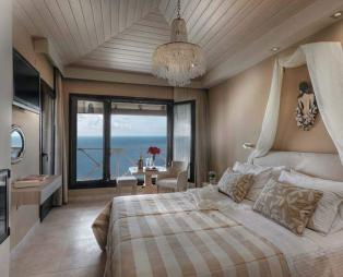 Karavia Lux Inn: Αυθεντική φιλοξενία με θέα τον Παγασητικό