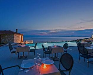 Karavia Lux Inn: Αυθεντική φιλοξενία με θέα τον Παγασητικό