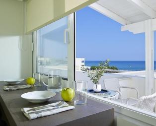 Coral Apartments: Ονειρεμένες διακοπές με θέα το Λιβυκό