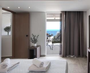 Coral Apartments: Ονειρεμένες διακοπές με θέα το Λιβυκό