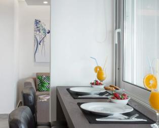Coral Apartments: Ονειρεμένες διακοπές με θέα το Λιβυκό