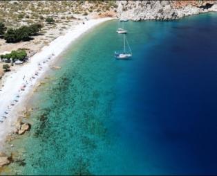 Γνωρίστε την πανέμορφη Σύμη με τους κρυμμένους θησαυρούς (pics)