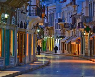 Πέντε μέρη για να αποχαιρετίσετε το καλοκαιράκι (pics)