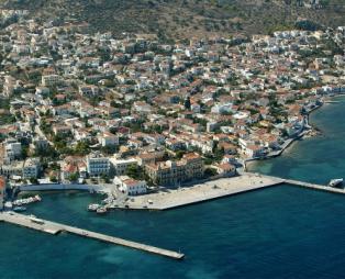 Πέντε μέρη για να αποχαιρετίσετε το καλοκαιράκι (pics)