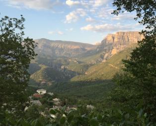 Το «Aristi Mountain Resort & Villas» κερδίζει το παγκόσμιο ενδιαφέρον (pics)