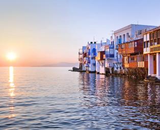 «Travel Weekly»: Στη Μύκονο και την Πάρο ο επισκέπτης «χάνει τις αισθήσεις του» (pics)
