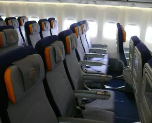 Αυτές είναι οι 11 καλύτερες αεροπορικές οικονομικές θέσεις για το 2017 (pics)