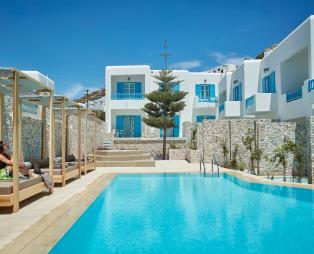 «Travel Weekly»: Στη Μύκονο και την Πάρο ο επισκέπτης «χάνει τις αισθήσεις του» (pics)